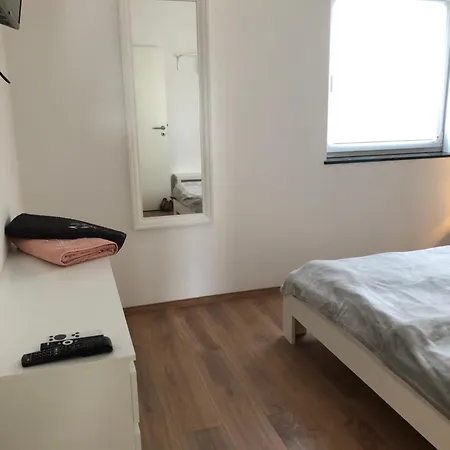 Schoefferles Mit Sauna 아파트 Keidelheim
